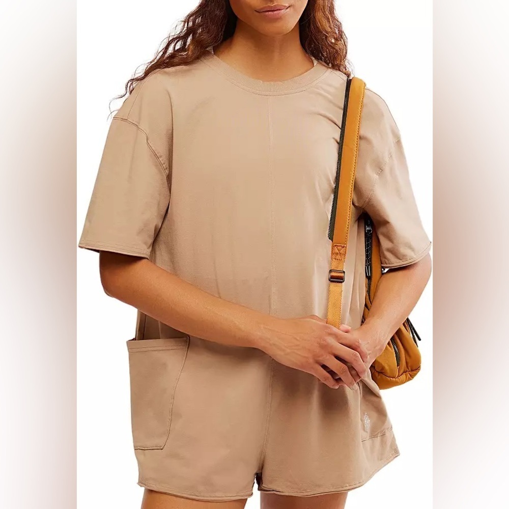Free People FP Movement Hot Shot Tee Romper in Small Mocha.  T-Shirt Romper NWT - Picture 2 of 16